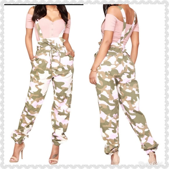 FINAL PRICE DROP** sz M Black camo bib overalls - Picture 7 of 7